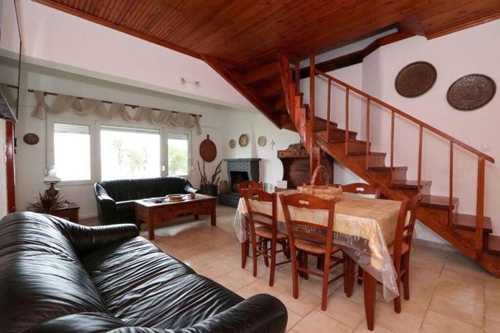 Image No.3-4 Bed Property for sale