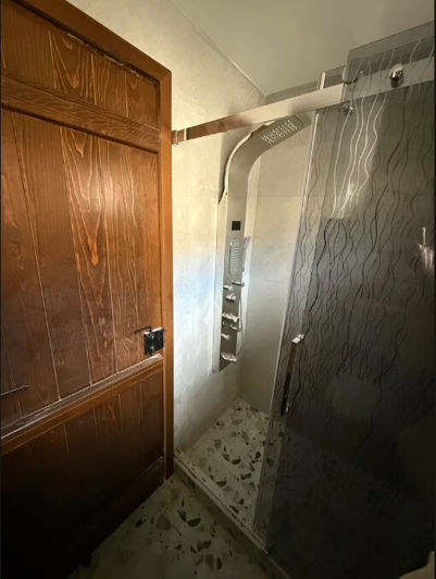 Image No.10-2 Bed Flat for sale