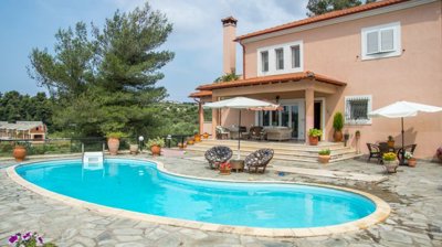 Photo 8 - Villa 360 m² in Central Macedonia