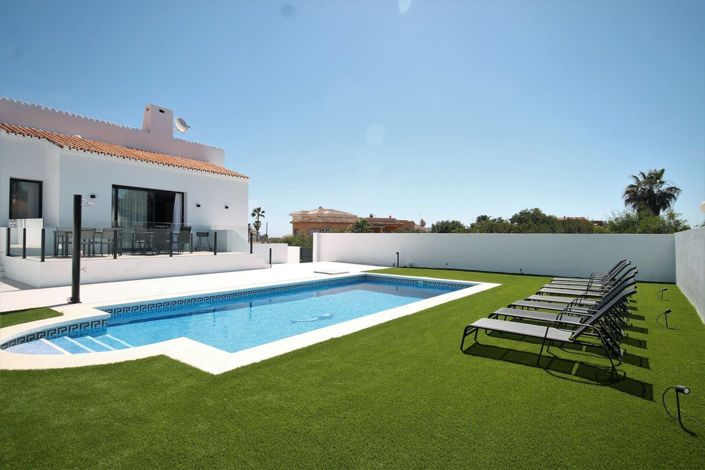 Image No.3-4 Bed Villa for sale