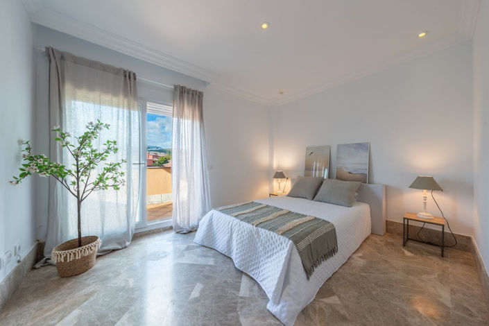 Image No.19-3 Bed Villa for sale