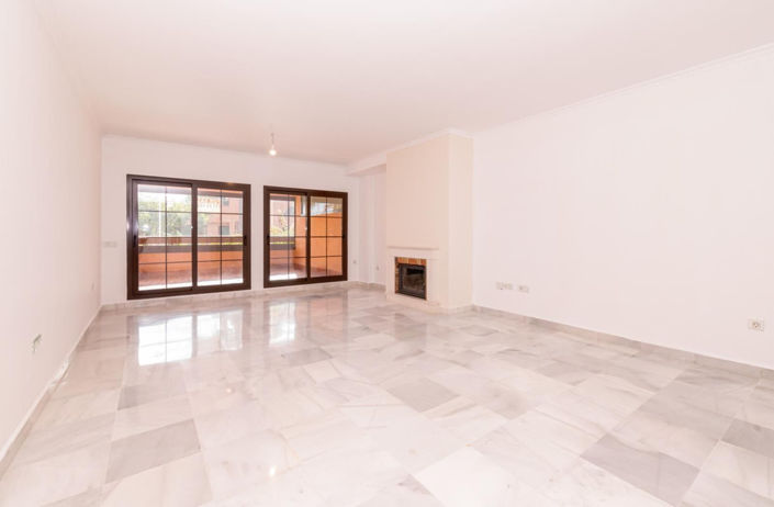 Image No.5-Appartement de 4 chambres à vendre à Estepona