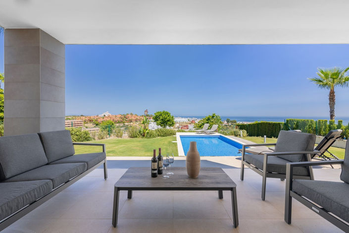 Image No.2-4 Bed Villa for sale