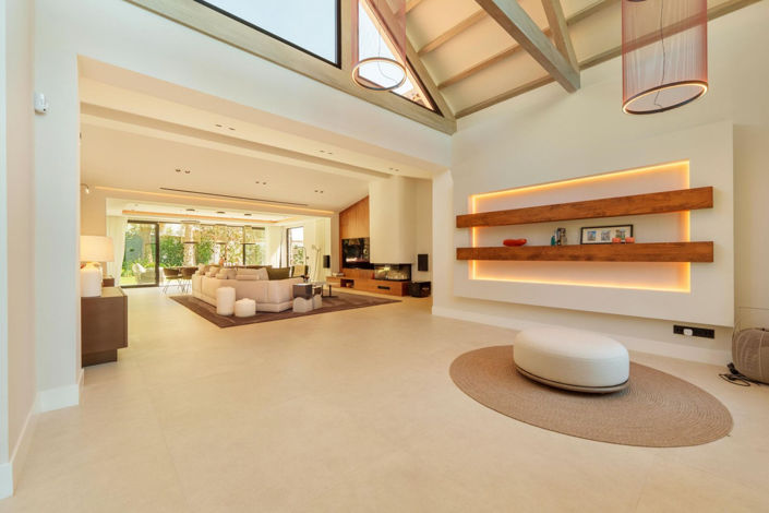 Image No.9-5 Bed Villa for sale