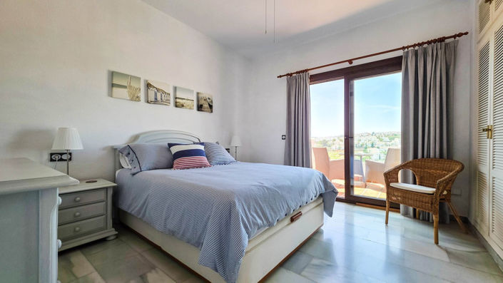 Image No.13-3 Bed Townhouse for sale