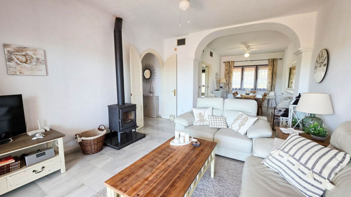 Image No.8-3 Bed Townhouse for sale