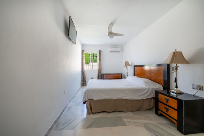 Image No.21-5 Bed Villa for sale