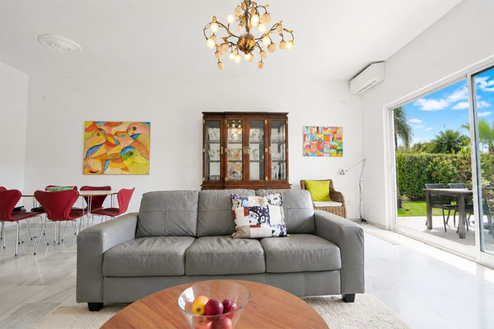Image No.8-3 Bed Townhouse for sale