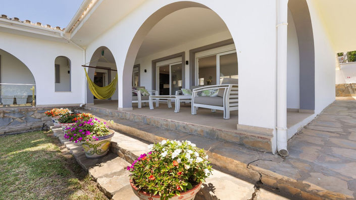 Image No.7-4 Bed Villa for sale