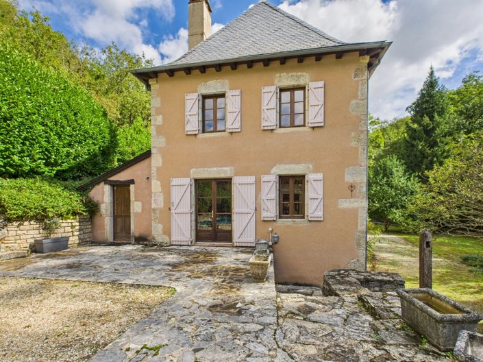 Image No.15-4 Bed House for sale