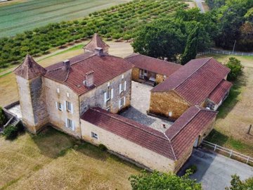 1 - Monflanquin, House