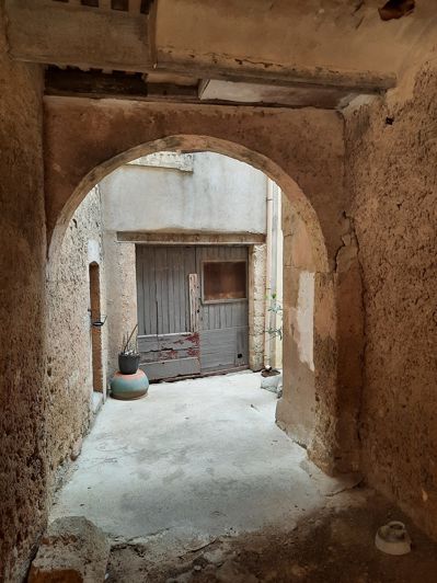 Image No.6-3 Bed House for sale