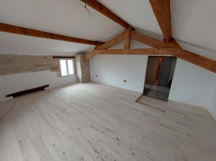Image No.13-3 Bed House for sale