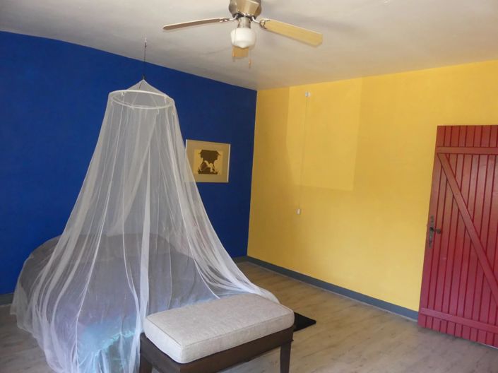 Image No.13-6 Bed House for sale