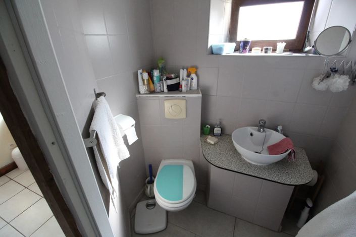 Image No.6-7 Bed House for sale