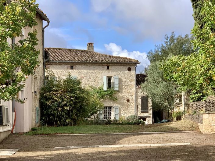 Image No.3-6 Bed House for sale