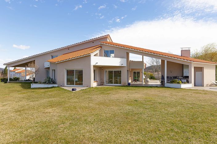 Image No.2-3 Bed House for sale