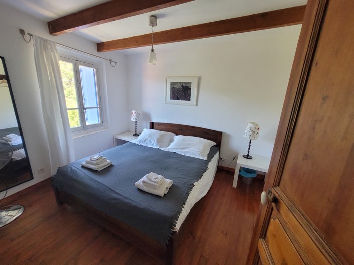 Image No.12-5 Bed House for sale