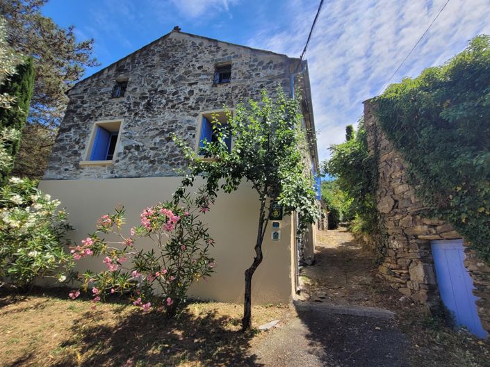 Image No.2-5 Bed House for sale