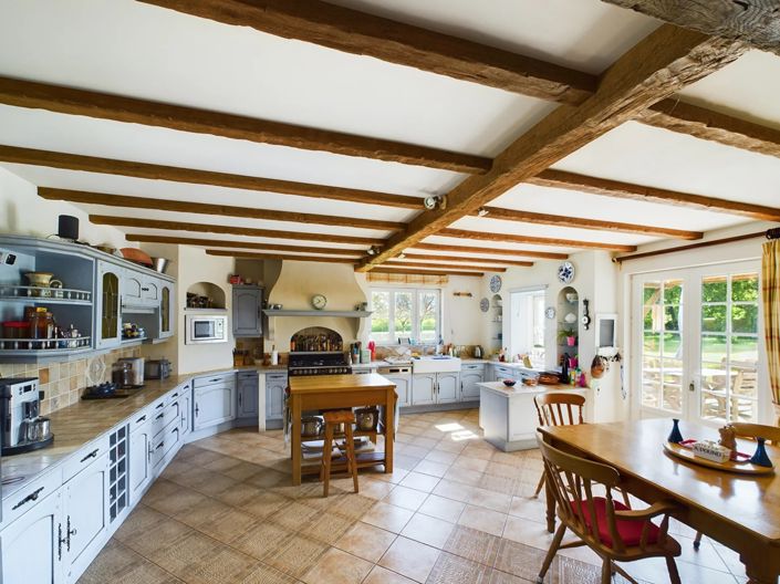 Image No.3-12 Bed Village House for sale