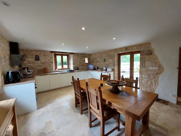 Image No.6-2 Bed House for sale