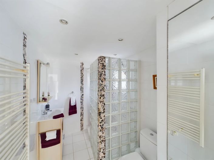 Image No.10-4 Bed Village House for sale