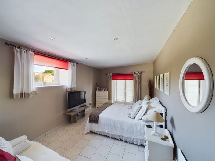 Image No.9-4 Bed Village House for sale