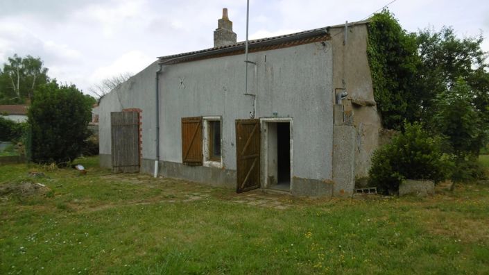 Image No.10-1 Bed House for sale
