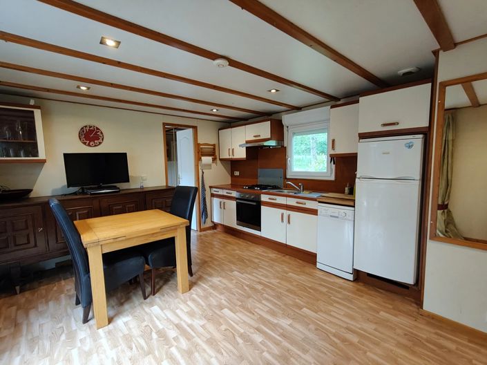 Image No.10-6 Bed House for sale