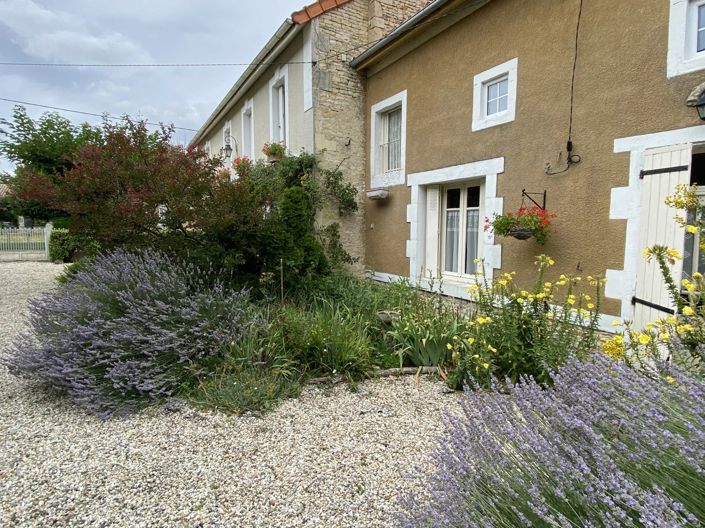 Image No.10-7 Bed House for sale