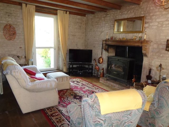 Image No.12-7 Bed House for sale