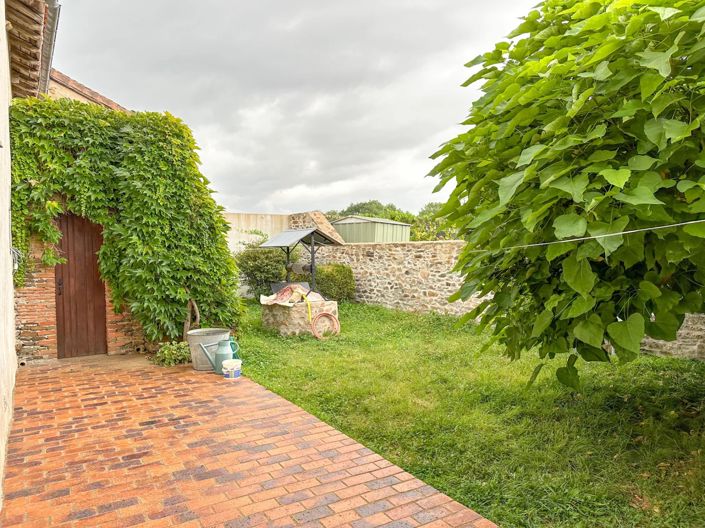 Image No.13-2 Bed House for sale