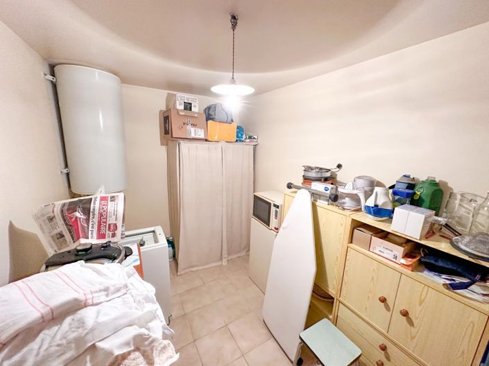 Image No.9-2 Bed House for sale