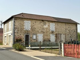 Photo 3