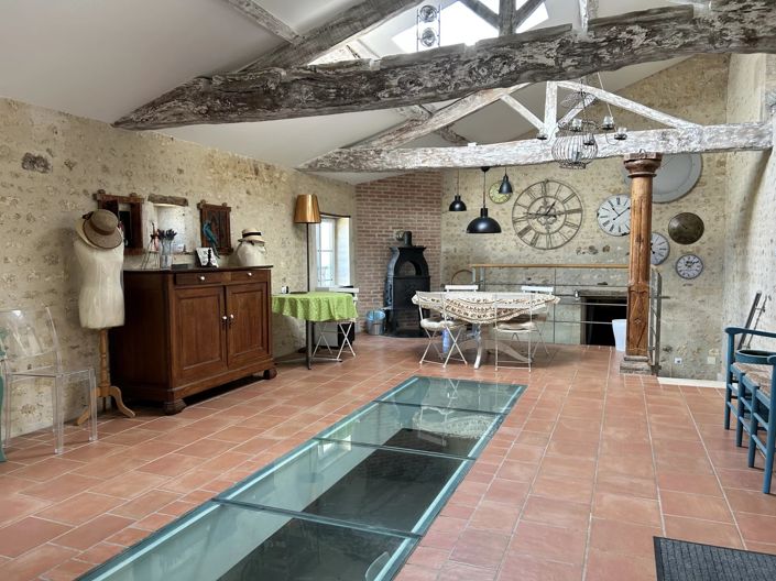 Image No.4-4 Bed House for sale