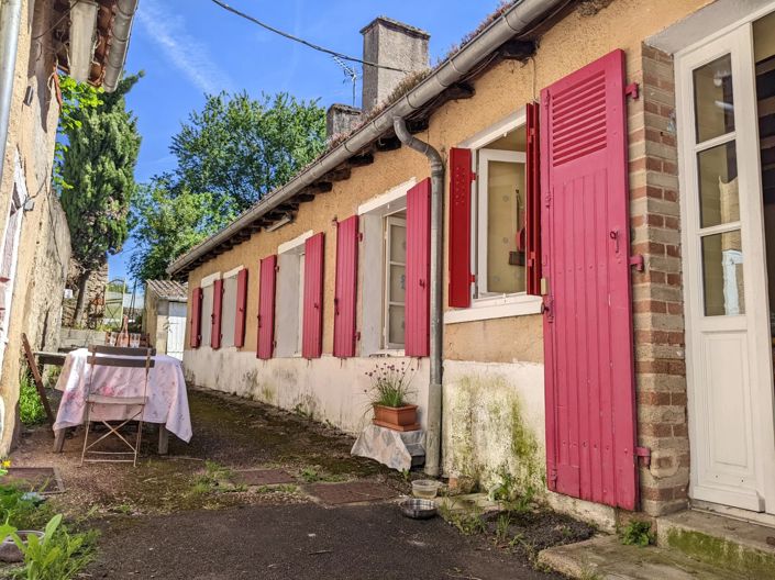 Image No.2-Maison de 1 chambre à vendre à Montmorillon