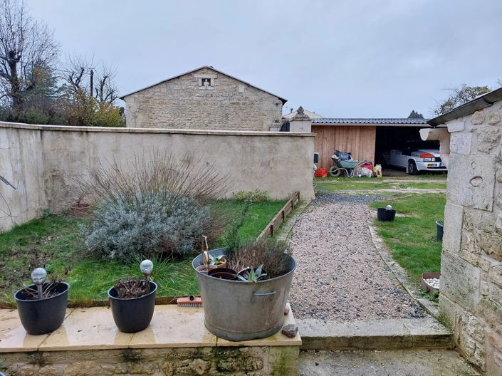 Image No.2-Maison de village de 3 chambres à vendre à Jonzac