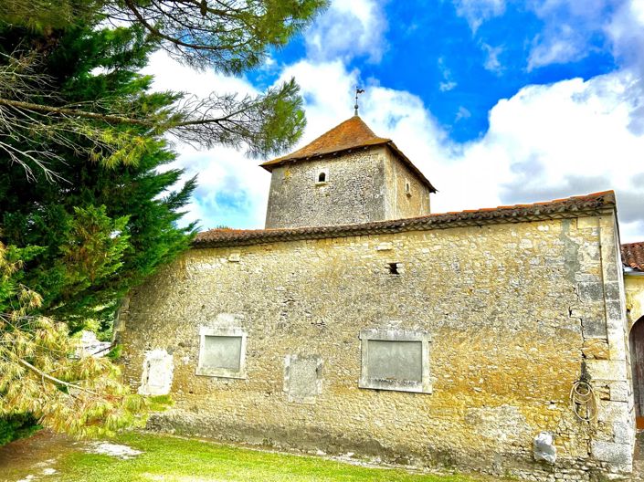 Image No.2-Maison de 2 chambres à vendre à Villebois-Lavalette