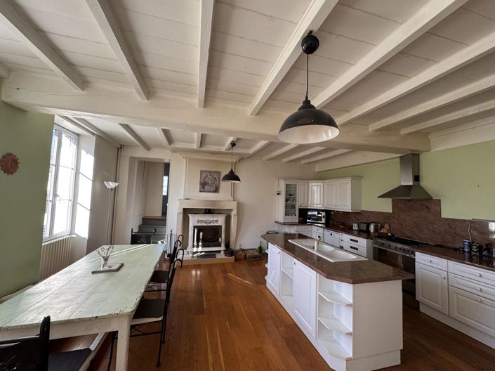 Image No.7-5 Bed House for sale