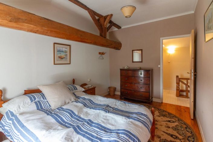 Image No.11-4 Bed House for sale