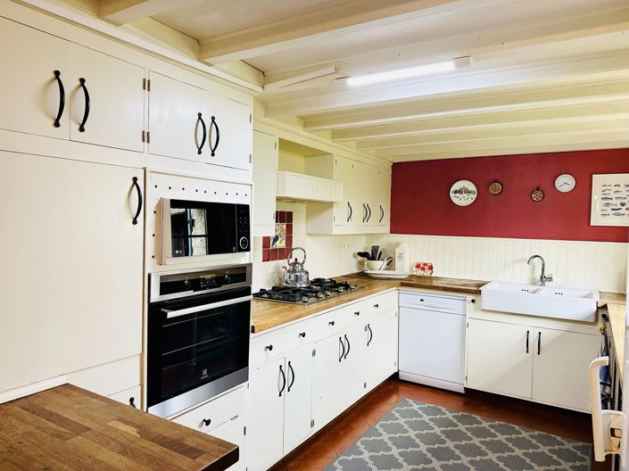 Image No.3-4 Bed House for sale
