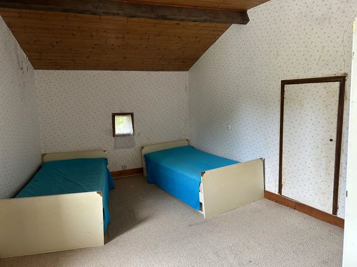 Image No.5-2 Bed House for sale