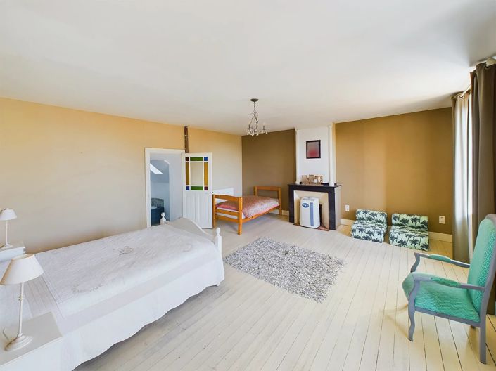 Image No.7-3 Bed House for sale