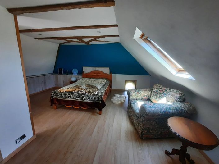 Image No.8-3 Bed House for sale