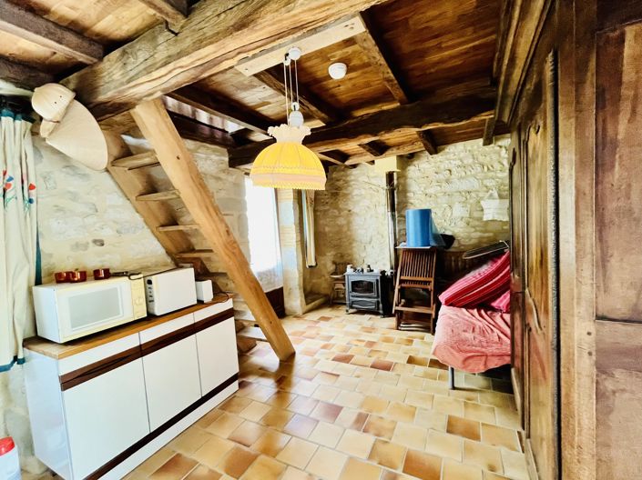 Image No.9-Maison de village de 5 chambres à vendre à Douzains