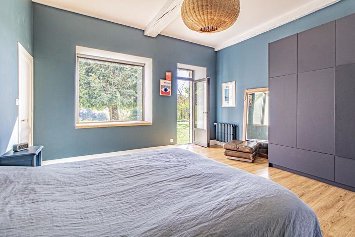 Image No.10-5 Bed House for sale