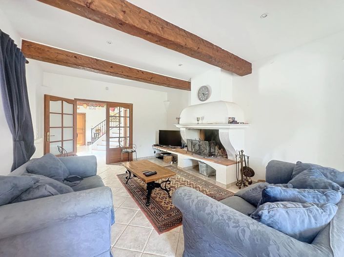Image No.14-12 Bed House for sale