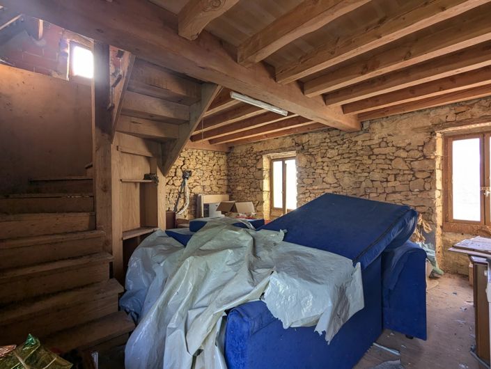 Image No.12-3 Bed Village House for sale