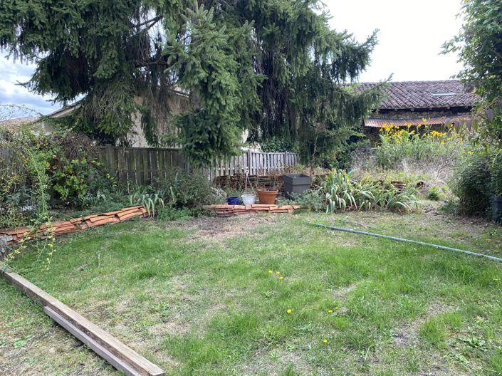 Image No.4-4 Bed Village House for sale