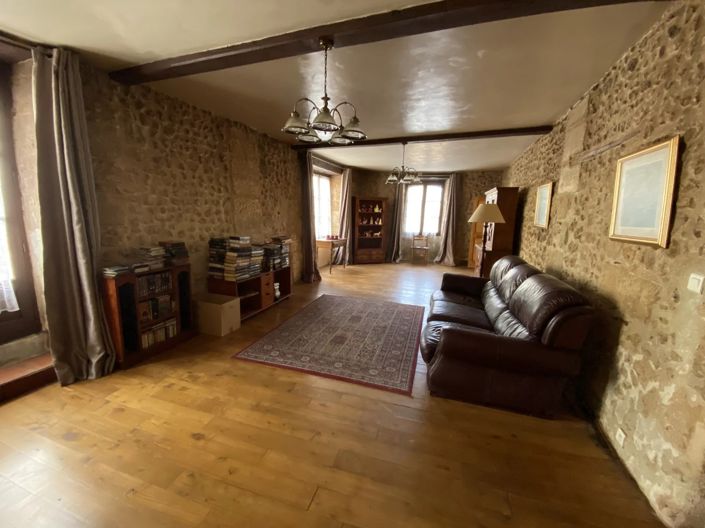 Image No.2-4 Bed Village House for sale